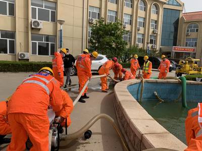 出动防汛人员3048余人次,市城管局排水服务中心完成本年度防汛工作